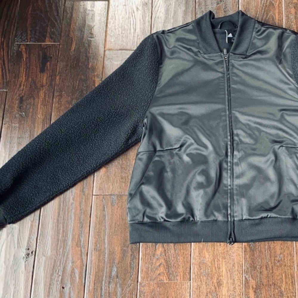 Adidas Satin/Sherpa Jacket 🔥